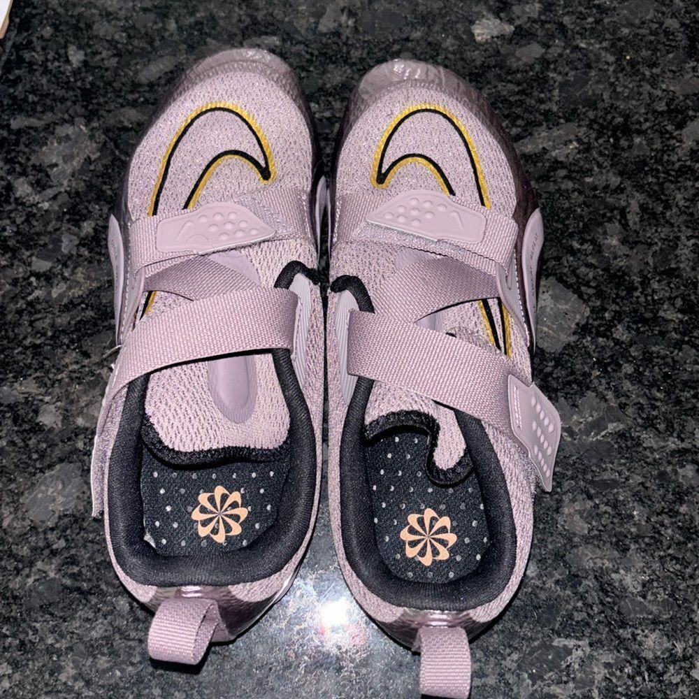 Nike super rep cycle shoes size 9 women’s in dusky purple color NEW